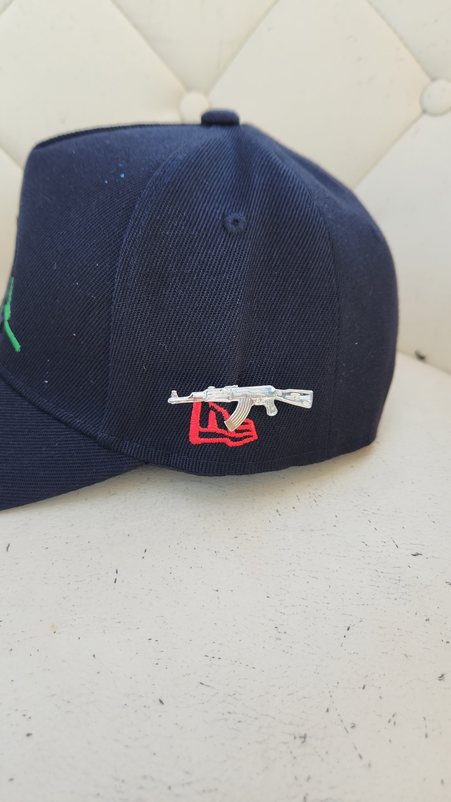 Ak 47 Silver Cuernito hat pin